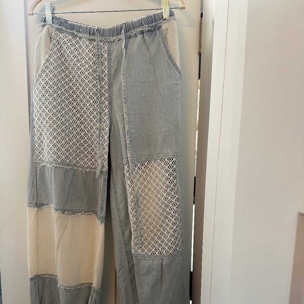 POL Light denim joggers Size Small